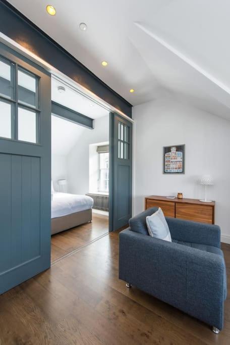 Cool Urban Apartment With Stunning Castle Views EDI Exterior foto