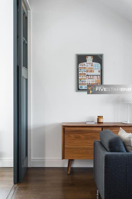 Cool Urban Apartment With Stunning Castle Views EDI Exterior foto
