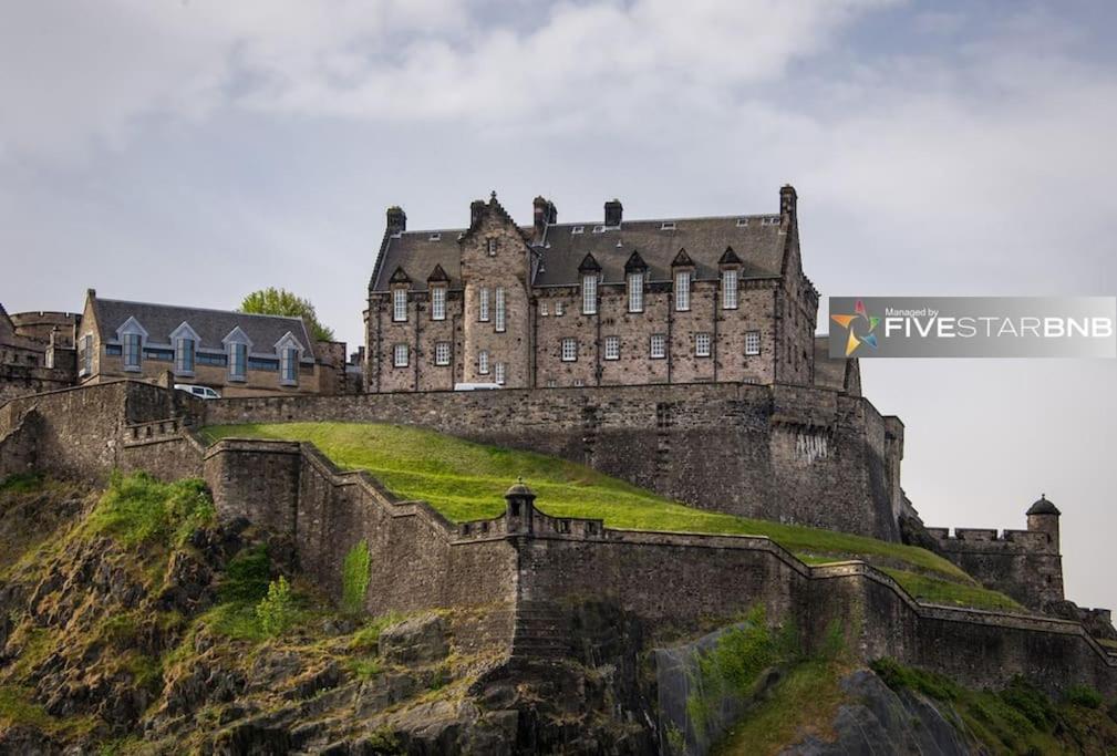 Cool Urban Apartment With Stunning Castle Views EDI Exterior foto