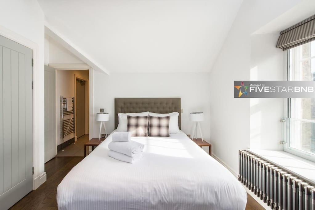 Cool Urban Apartment With Stunning Castle Views EDI Exterior foto