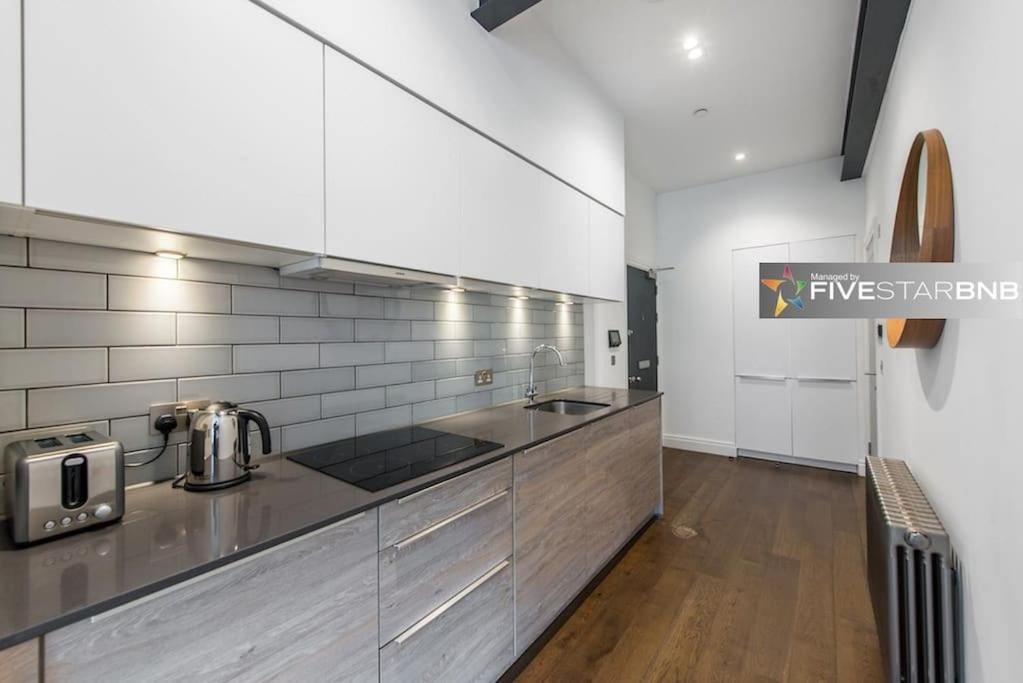 Cool Urban Apartment With Stunning Castle Views EDI Exterior foto